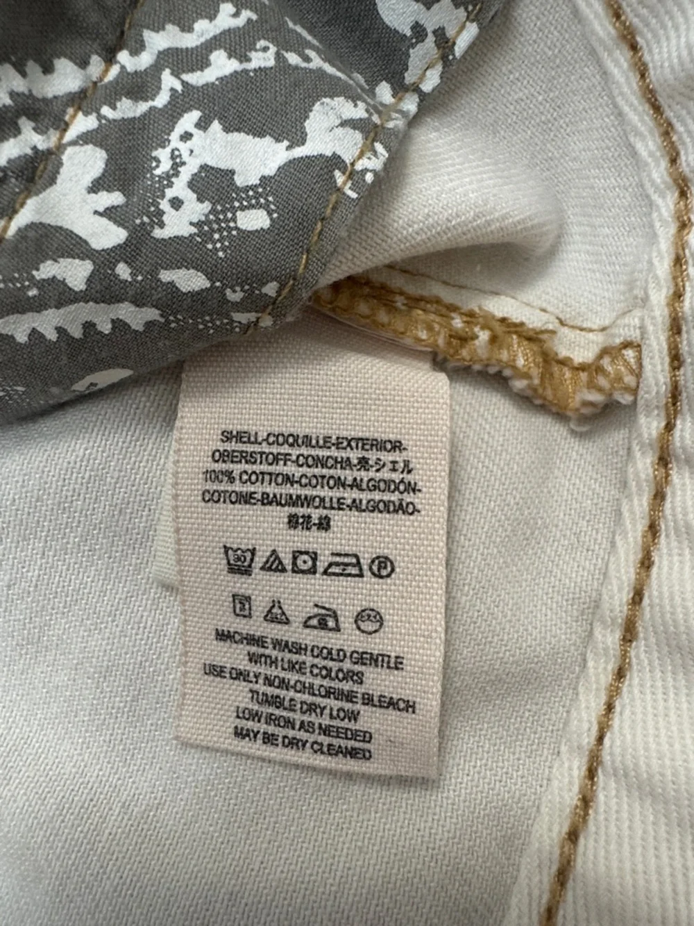 Free People Blush White Cotton Cropped Denim Jean Jacket Size XS Like New - Picture 5 of 7